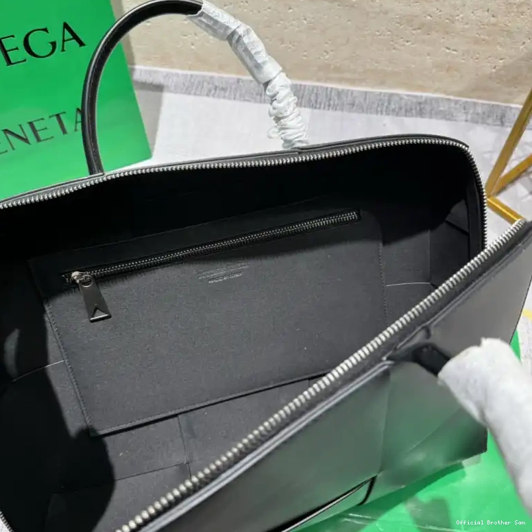 Official Brother Sam 2406YA0020 Veneta Bottega Bags 0620